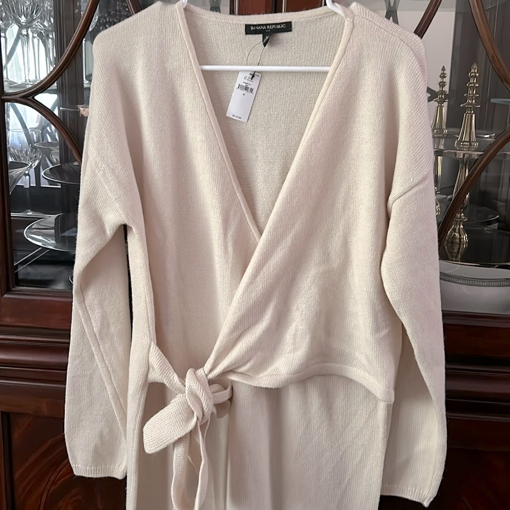 Banana Republic long sleeve wrap sweater dress sz M